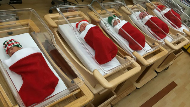 10 Decoraciones navideñas en hospitales que muestran la creatividad de médicos y enfermeros