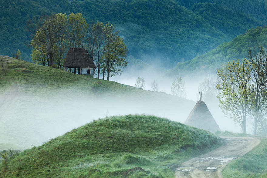 casas-aisladas-naturaleza-20__880