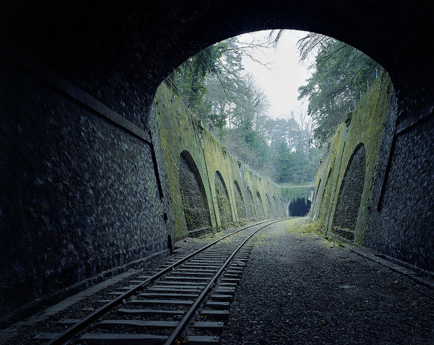 naturaleza-recupera-lugares-abandonados-13