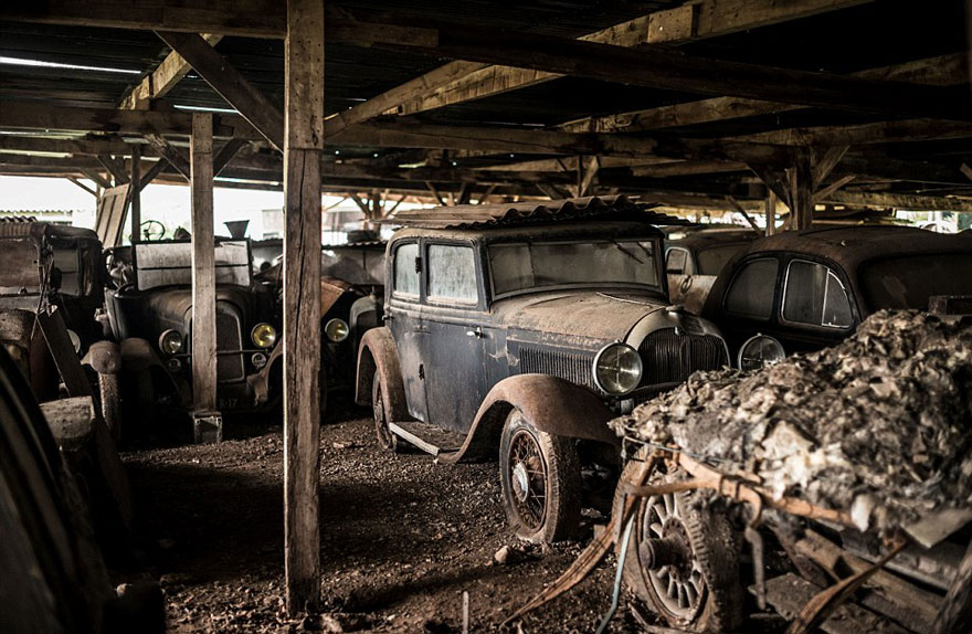 coleccion-coches-clasicos-abandonados-baillon (4)