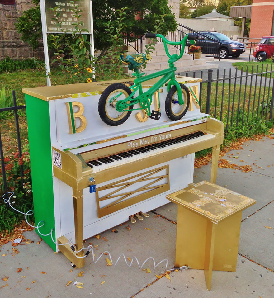 pianos-callejeros-tocame-soy-tuyo (1) pianos-callejeros-tocame-soy-tuyo (1)