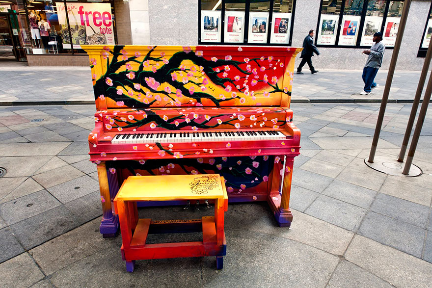 pianos-callejeros-tocame-soy-tuyo (11) pianos-callejeros-tocame-soy-tuyo (11)