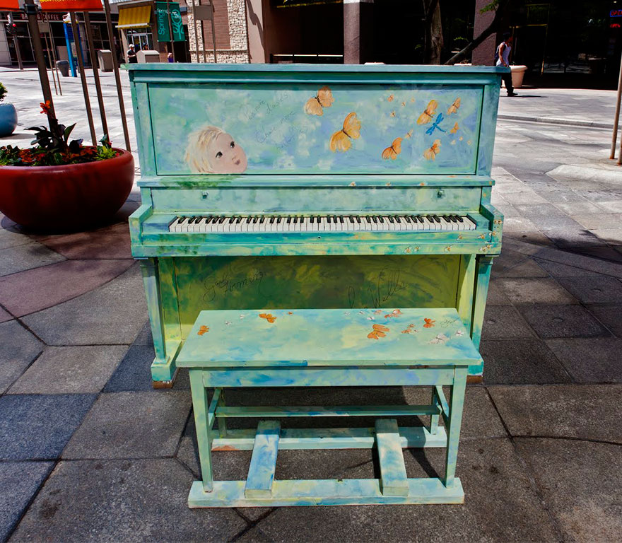 pianos-callejeros-tocame-soy-tuyo (25) pianos-callejeros-tocame-soy-tuyo (25)