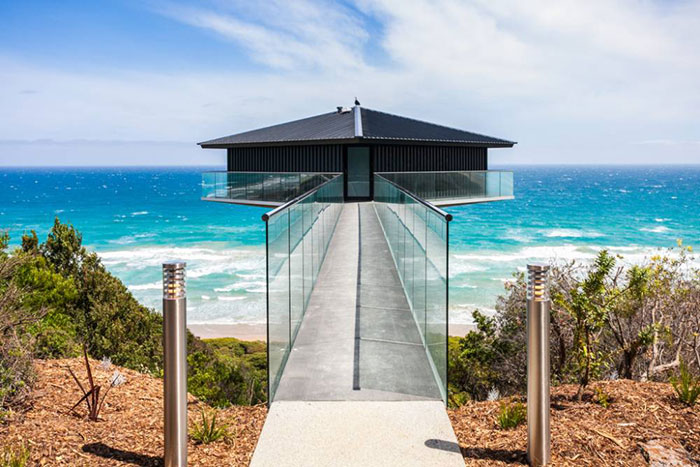 Esta increíble casa en Australia parece flotar sobre el mar