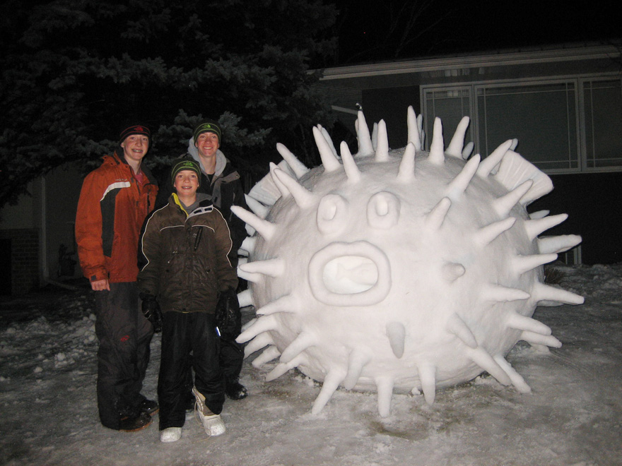 esculturas-gigantes-nieve-hermanos-bartz (8)