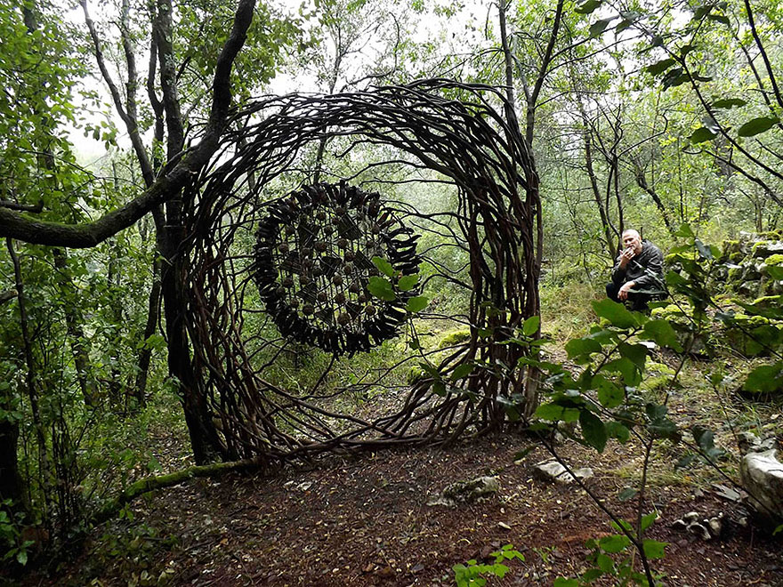 esculturas-naturales-bosque-spencer-byles (6)