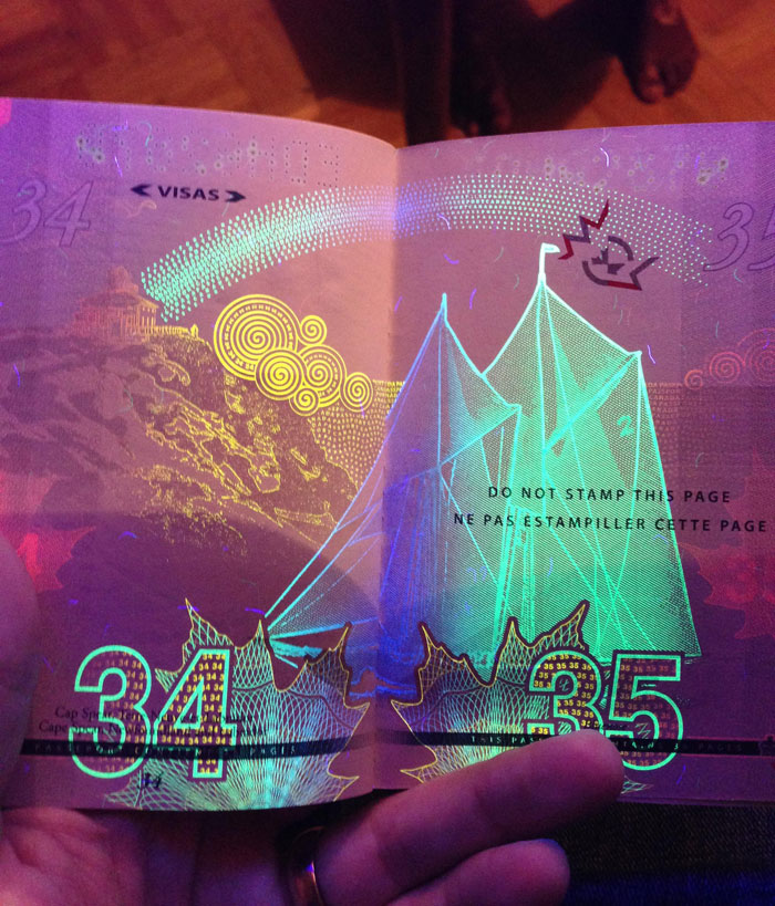 pasaporte-canadiense-ultravioleta (15)