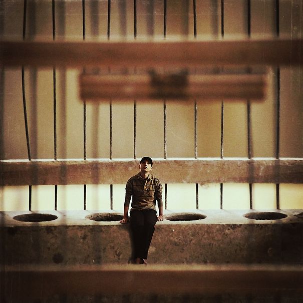 El Mundo Surrealista De Achraf Baznani