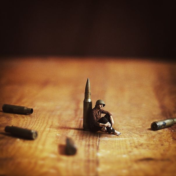 El Mundo Surrealista De Achraf Baznani
