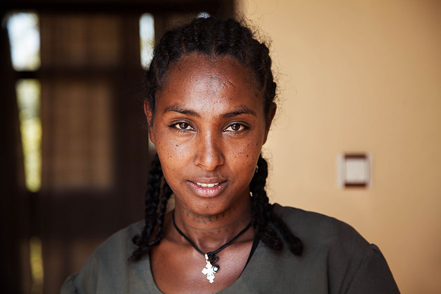 atlas-belleza-retratos-mujeres-mundo-mihaela-noroc (30)