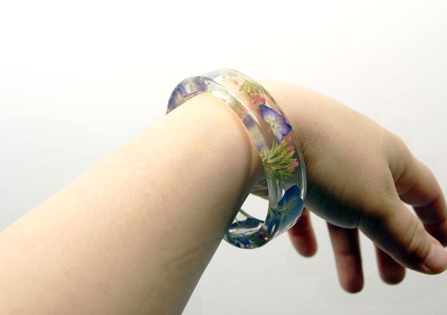 brazaletes-flores-resina-modern-flower-child-sarah-smith (24)