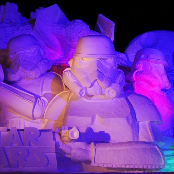 escultura-nieve-gigante-guerra-galaxias-sapporo (9)
