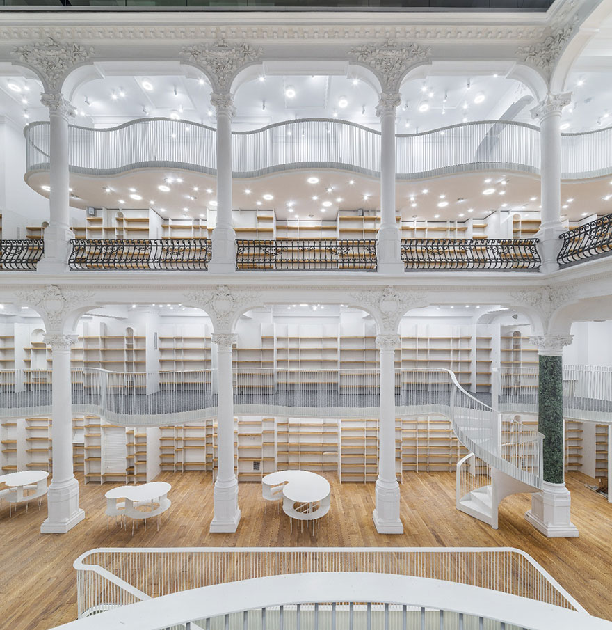 libreria-carrusel-luz-bucarest-rumania (2)
