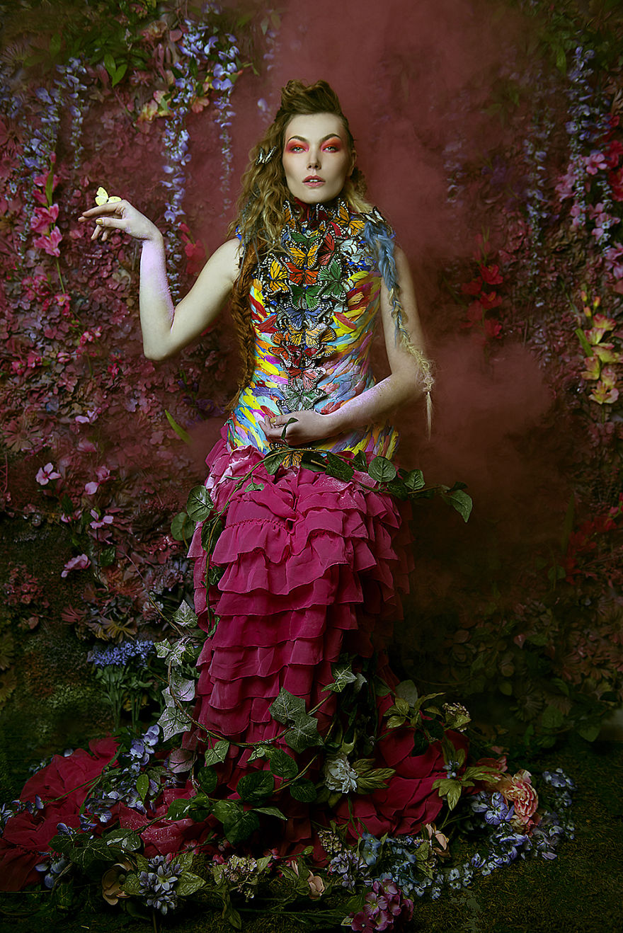 retratos-mujeres-flores-jardin-secreto-daniela-majic (2)