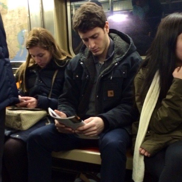 tios-buenos-leyendo-instagram (1)
