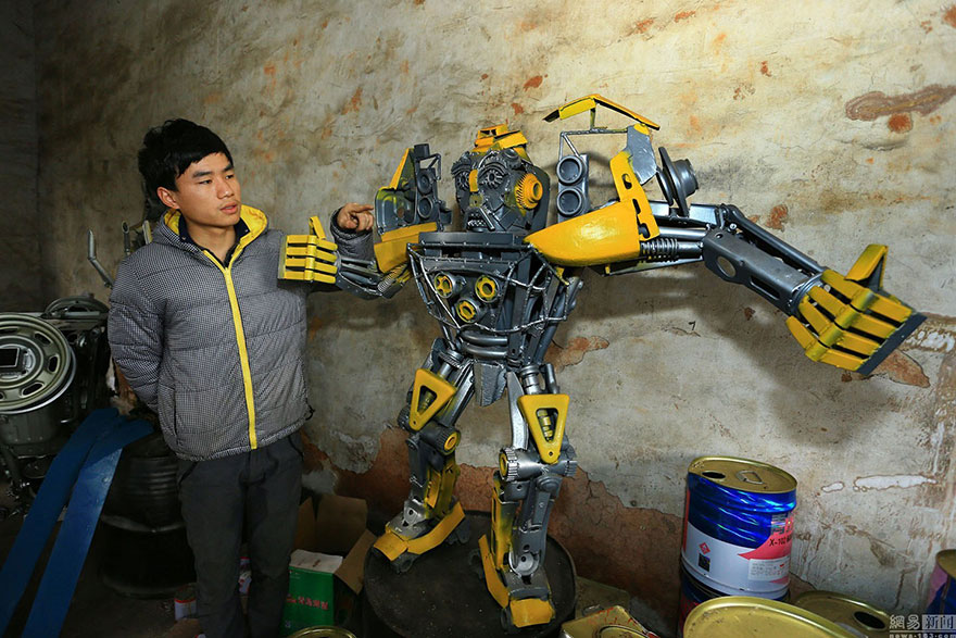 esculturas-transformers-chatarra-reciclada-granjero-china (6)