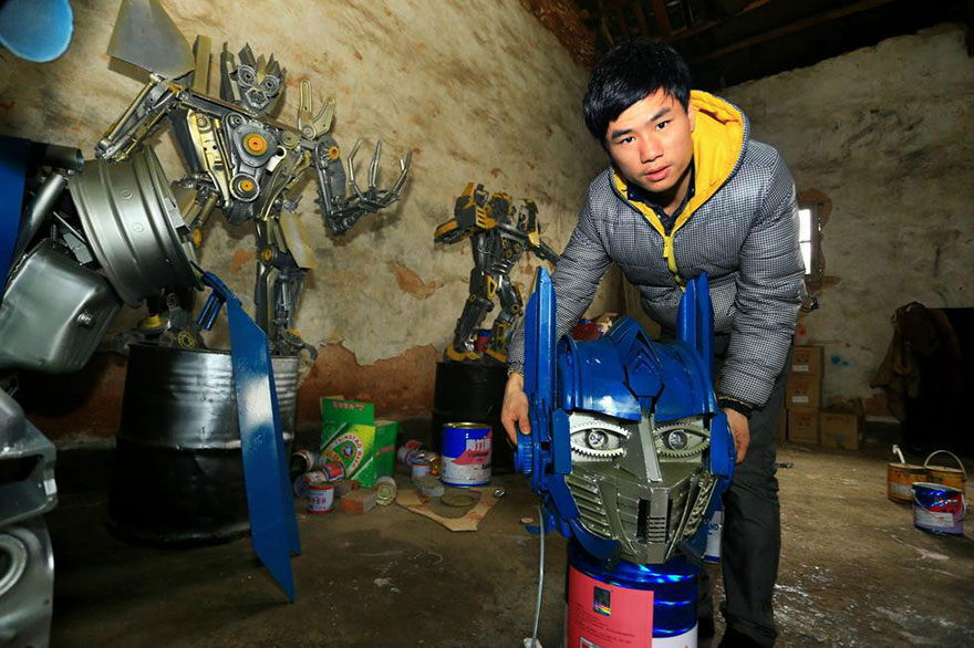 esculturas-transformers-chatarra-reciclada-granjero-china (8)