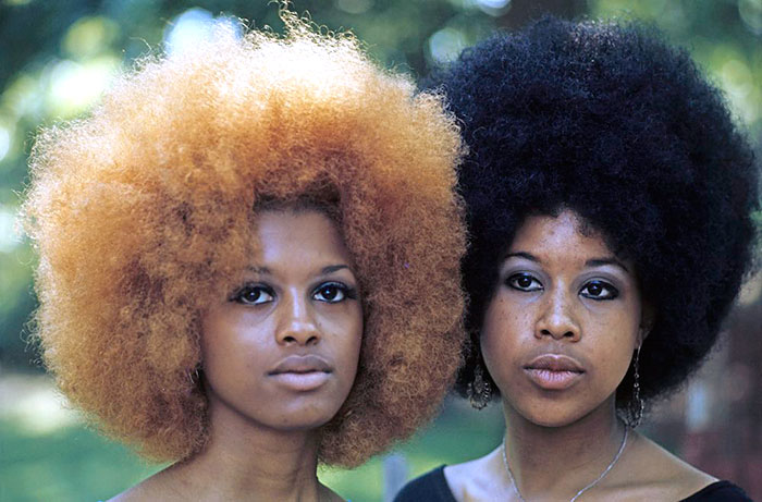 La vibrante vida del Harlem de los 70 en las fotos callejeras de Jack Garofalo