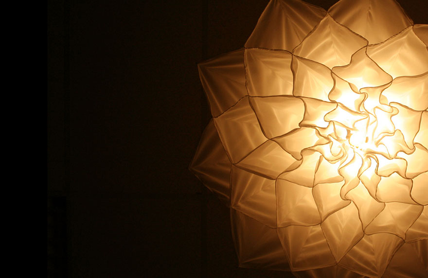 lampara-flor-seda-shylights-studio-drift (2)