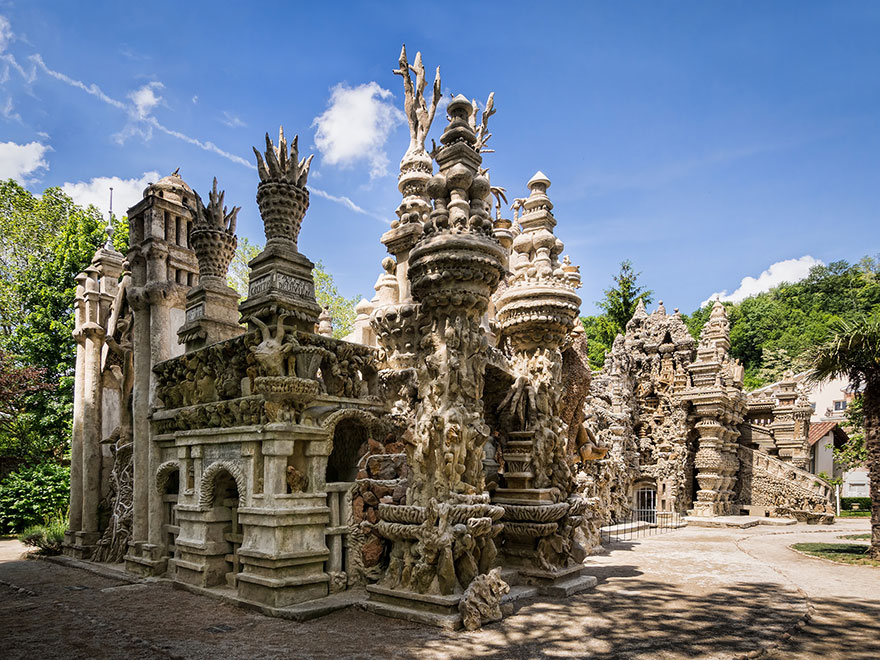 palacio-ideal-33-anos-cartero-ferdinand-cheval (7)