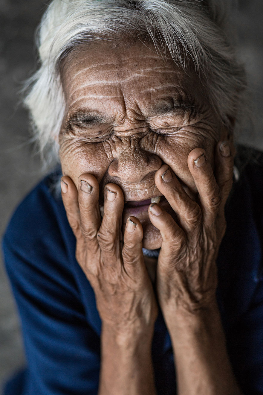 retratos-sonrisas-escondidas-rehahn-vietnam (3)