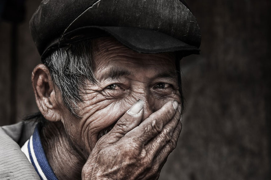 retratos-sonrisas-escondidas-rehahn-vietnam (8)