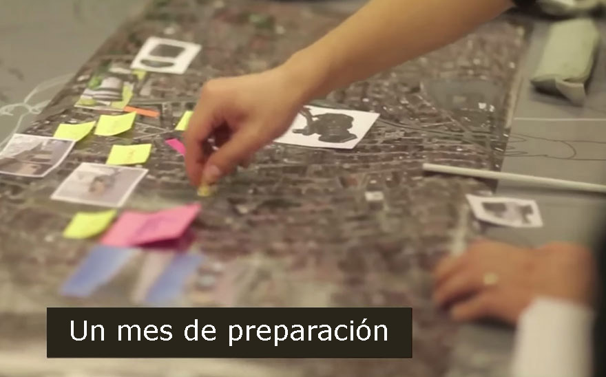 town-learns-sign-language-deaf-muharrem-samsung-video-call-center-6-esp