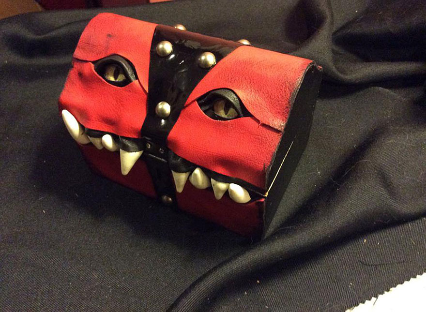 cajas-monstruos-fantasia-workshop-fine-line-mellie-z (4)