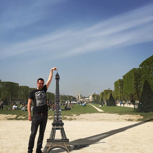 foto-turistica-torre-eiffel-photoshop-sid-frisjes (3)