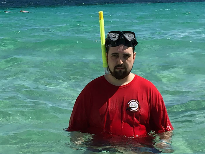 hombre-viaja-sin-esposa-no-tiene-diversion-en-puerto-rico (13)
