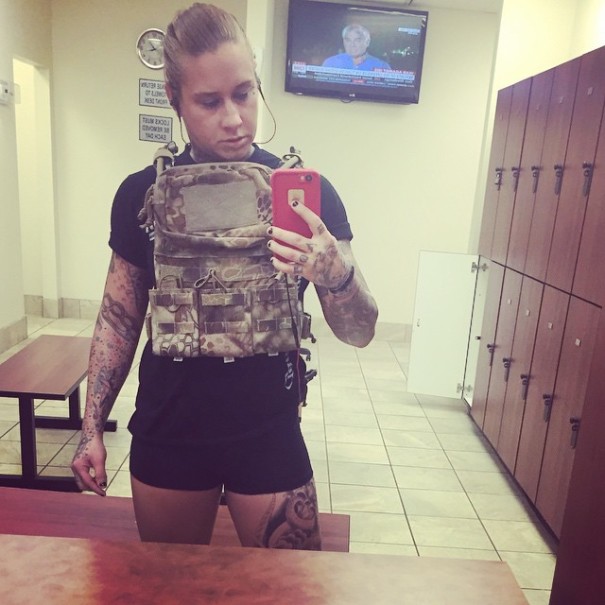 veteranos-ejercito-entrenamiento-guardabosques-africanos-vetpaws-kinessa-johnson (14)