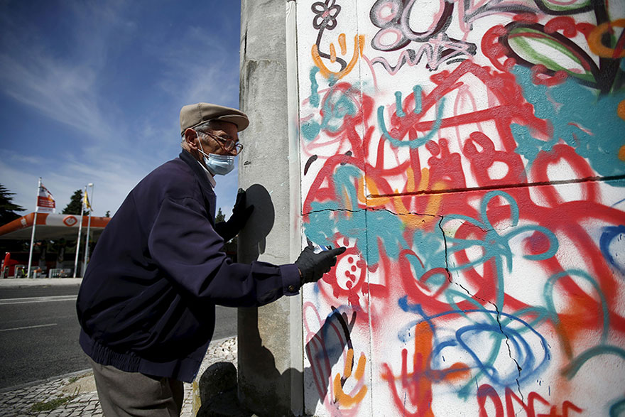 ancianos-portugueses-graffiti-lisboa (7)