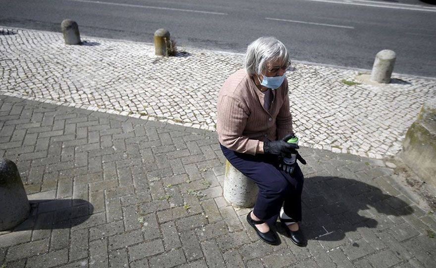 ancianos-portugueses-graffiti-lisboa (9)