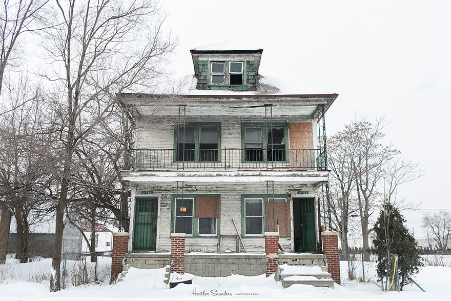 casa-abandonada-jardin-flores-lisa-waud-detroit (3)