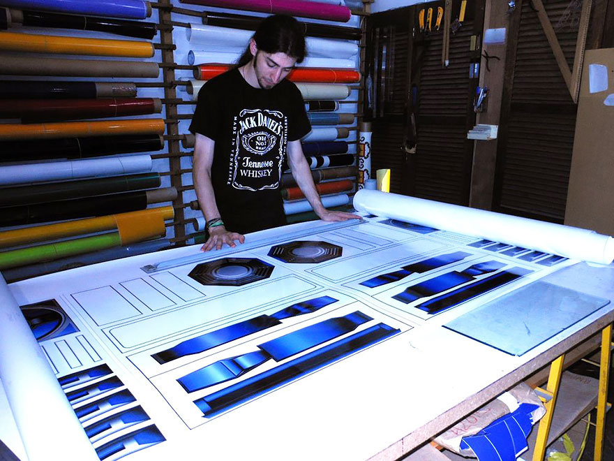 furgoneta-tuning-r2d2-guerra-galaxias-cesar-aguzzoli (2)