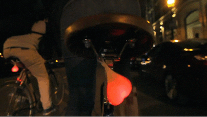 luz-trasera-bici-testiculos-bike-balls (1)