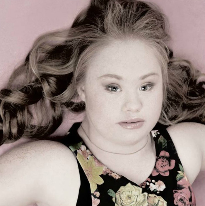 modelo-sindrome-down-madeline-stuart (8)