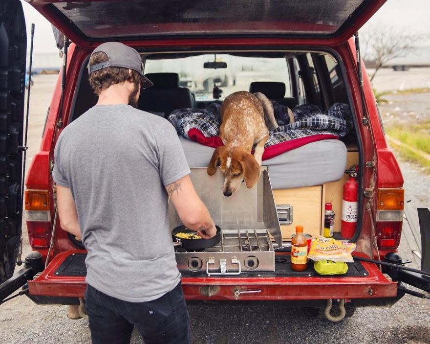 perro-maddie-viajes-moto-theron-humphrey (19)