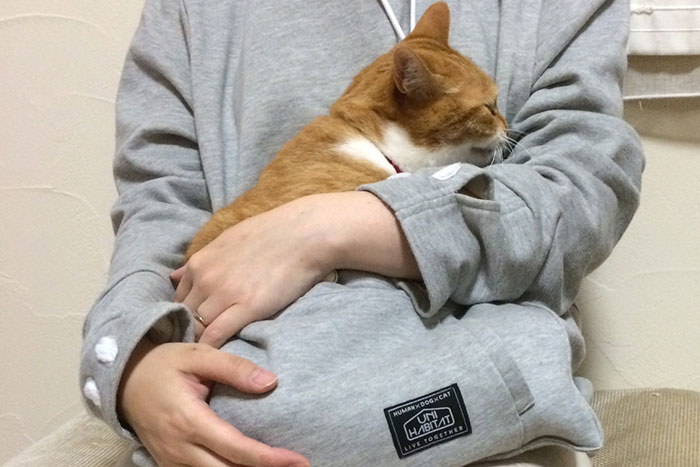 sudadera-bolsillo-gato-mewgaroo-unhabitat (9)