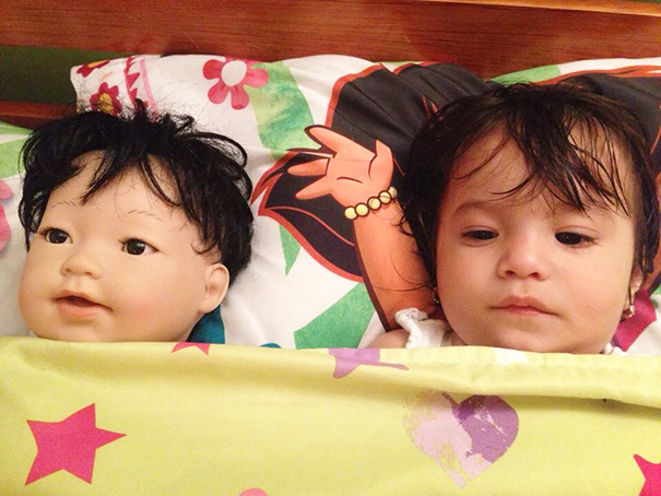 parecidos-razonables-bebes-munecos (13)