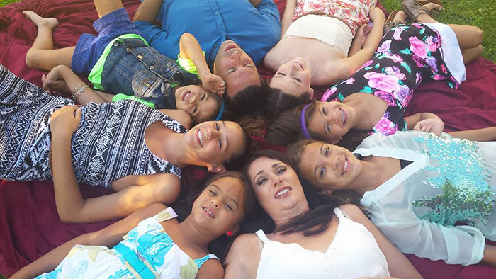 4-hijas-adoptadas-madre-fallecida-cancer-cerebral-elizabeth-diamond-laura-ruffino (5)