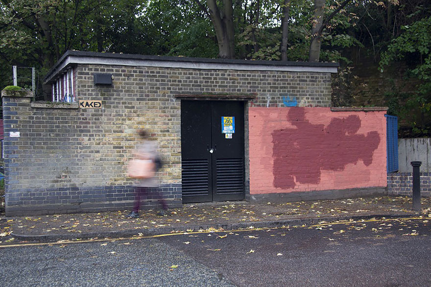 experimento-grafitti-pared-roja-limpieza-mobstr-londres (34)