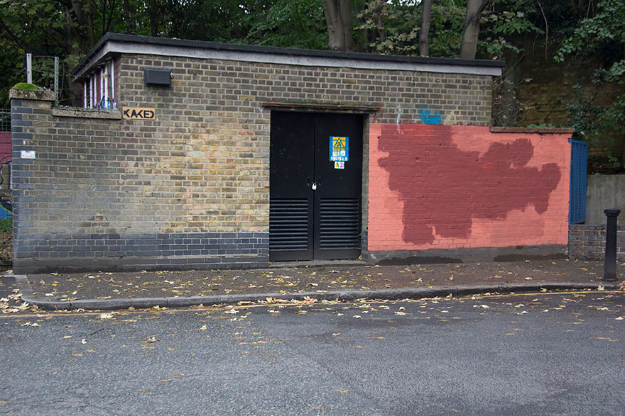 experimento-grafitti-pared-roja-limpieza-mobstr-londres (40)