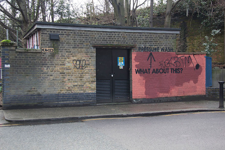 experimento-grafitti-pared-roja-limpieza-mobstr-londres (47)