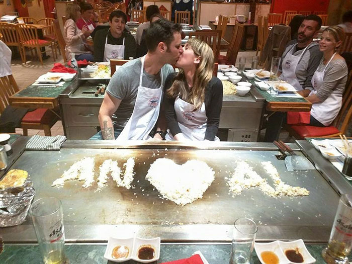 La foto de compromiso de esta pareja tiene un significado más «profundo»