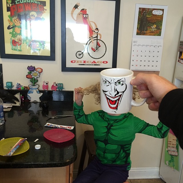 hijos-superheroes-tazas-desayuno-lance-curran (14)