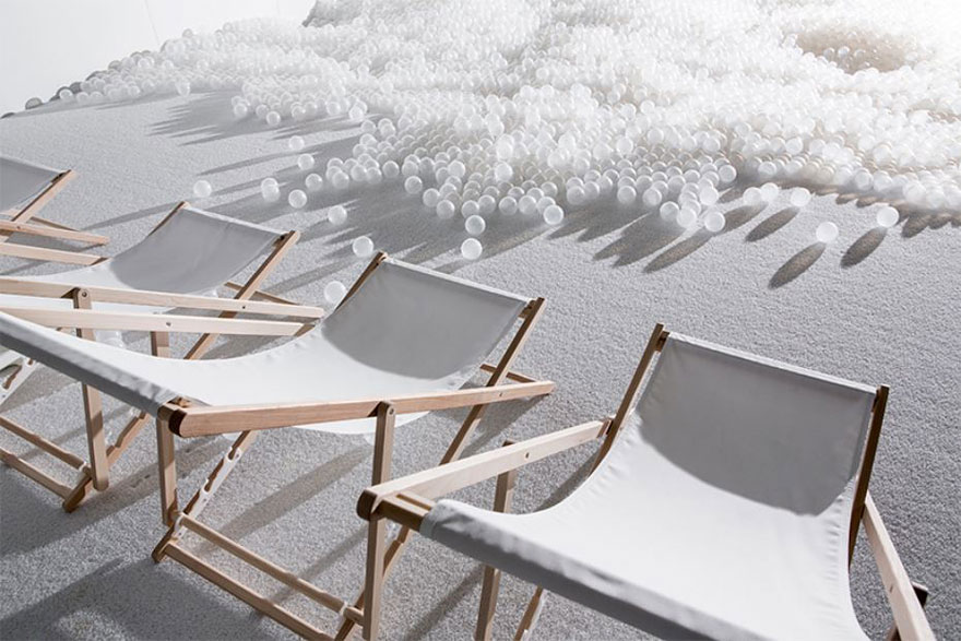 instalacion-playa-oceano-burbujas-plastico-snarkitecture-museo-nacional-construccion (5)