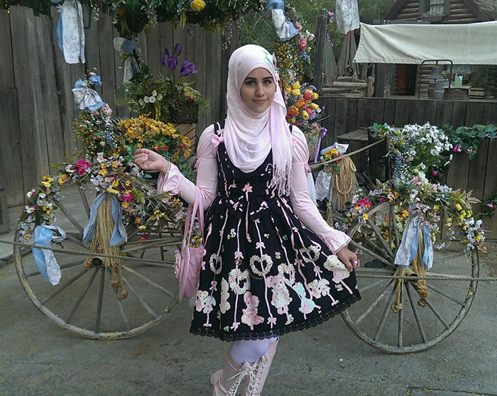 lolitas-musulmanas-hijab-moda-japonesa (9)