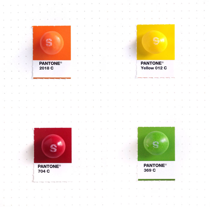 parejas-objetos-cotidianos-muestras-color-pantone-pms-inka-mathews (20)