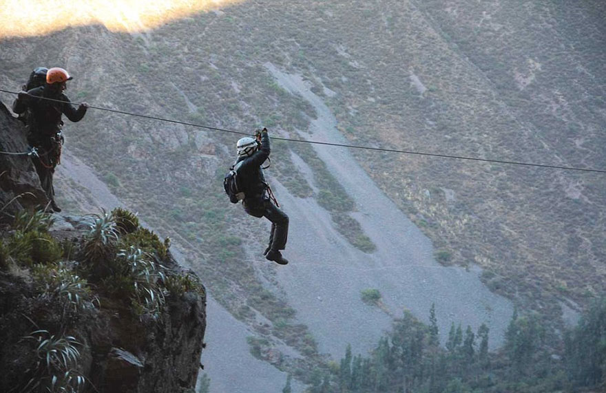 skylodge-capsulas-transparentes-suspendidas-naturavive-peru (2)